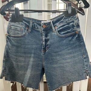 Dear Classic High-Rise Denim Shorts in Faded Blue - never worn